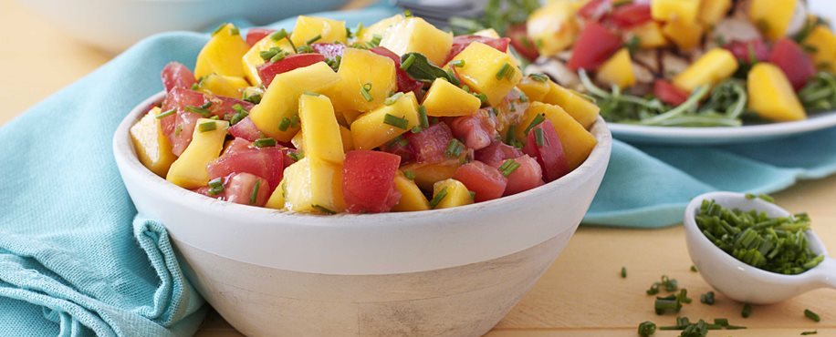 Salsa De Tomate, Cebollino Y Mango