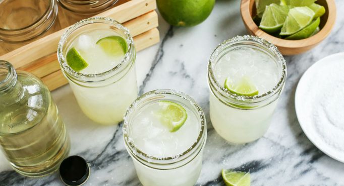 Margarita - Celebra el verano del mango con este clásico salado 2