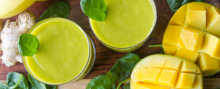 zingy-ginger-mango-smoothie image